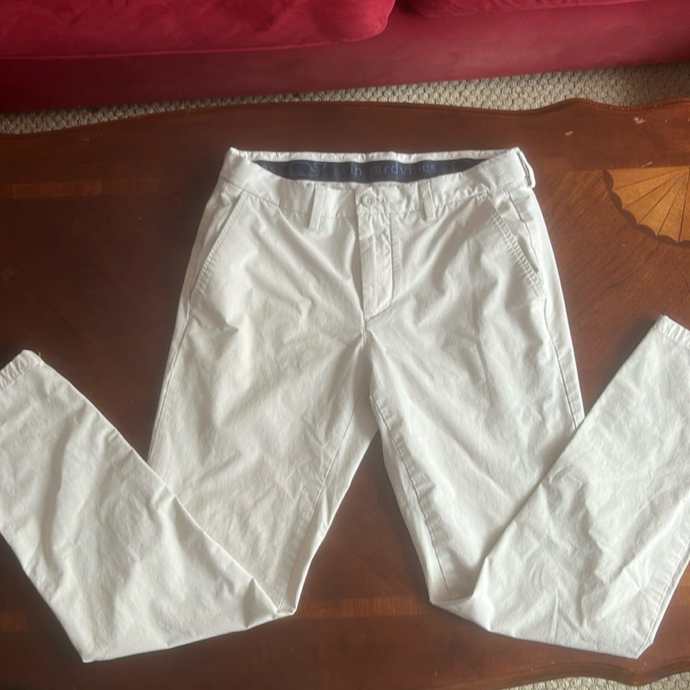 Vineyard vines sport khaki pants 32x32